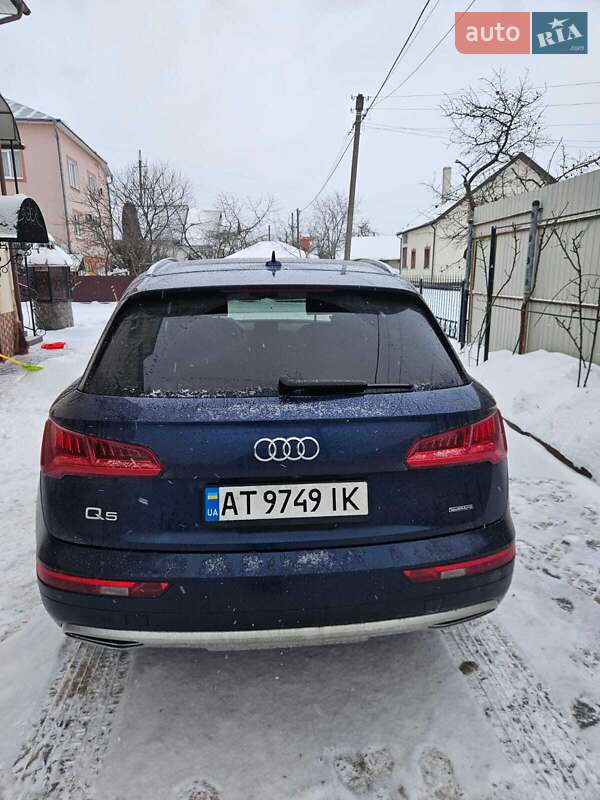 Внедорожник / Кроссовер Audi Q5 2020 в Ивано-Франковске