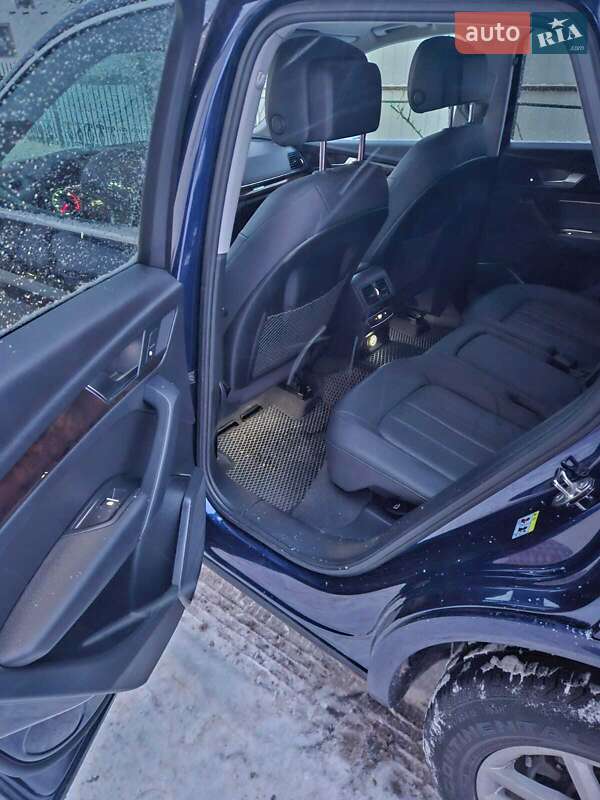 Внедорожник / Кроссовер Audi Q5 2020 в Ивано-Франковске