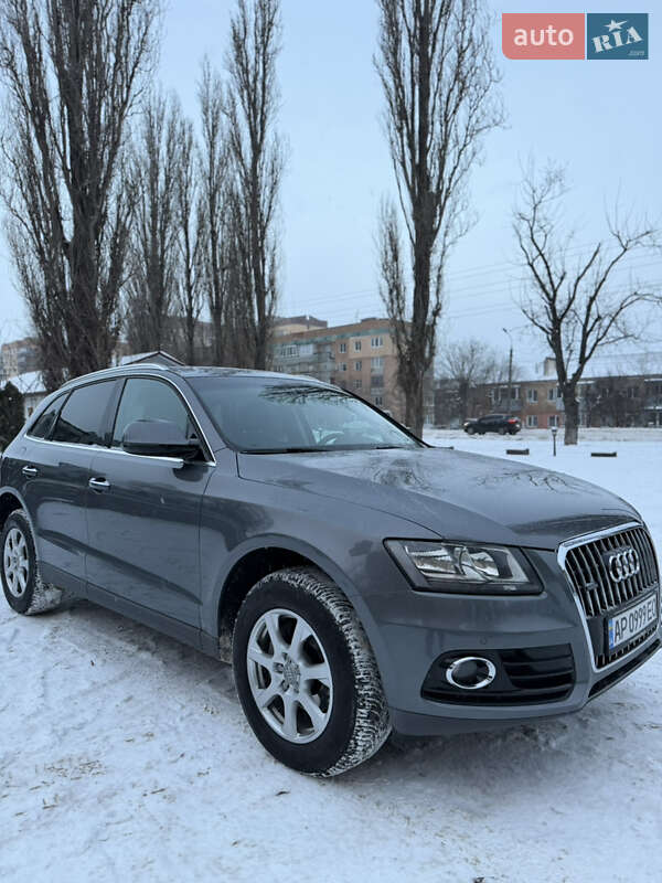 Внедорожник / Кроссовер Audi Q5 2015 в Каменец-Подольском