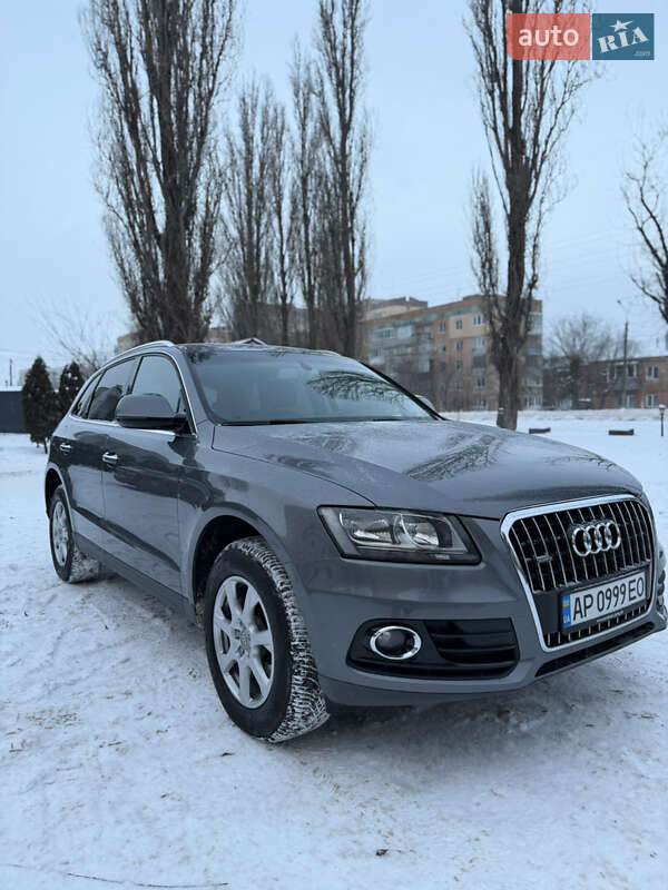 Внедорожник / Кроссовер Audi Q5 2015 в Каменец-Подольском