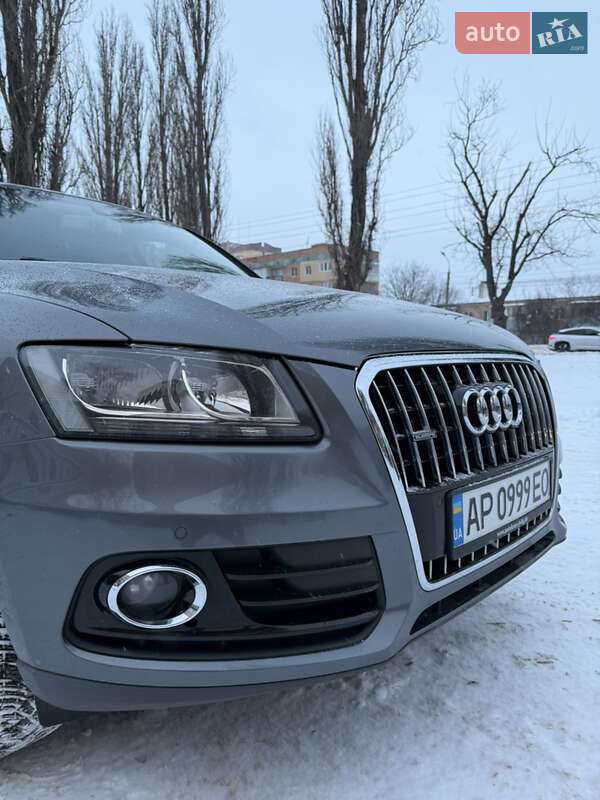 Внедорожник / Кроссовер Audi Q5 2015 в Каменец-Подольском