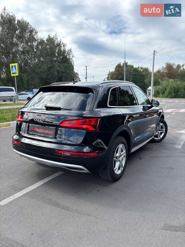 Внедорожник / Кроссовер Audi Q5 2018 в Белогородке