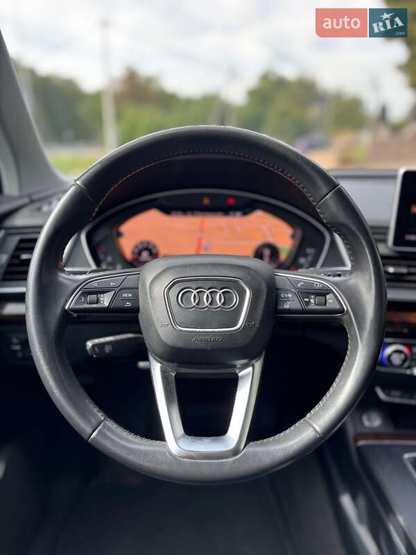 Внедорожник / Кроссовер Audi Q5 2018 в Белогородке