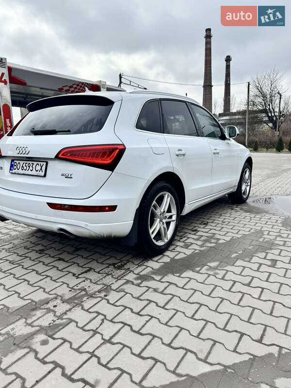 Внедорожник / Кроссовер Audi Q5 2012 в Тернополе