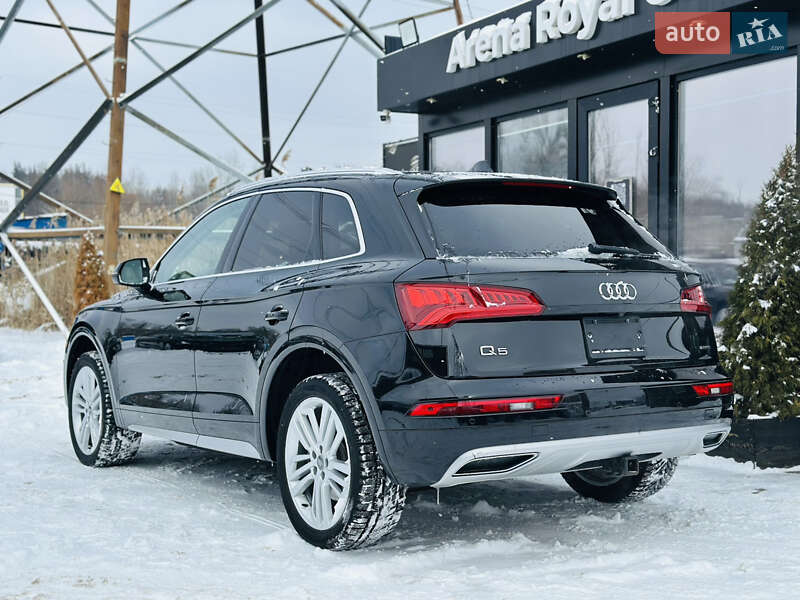 Внедорожник / Кроссовер Audi Q5 2019 в Харькове