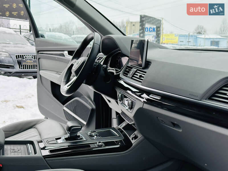 Внедорожник / Кроссовер Audi Q5 2019 в Харькове