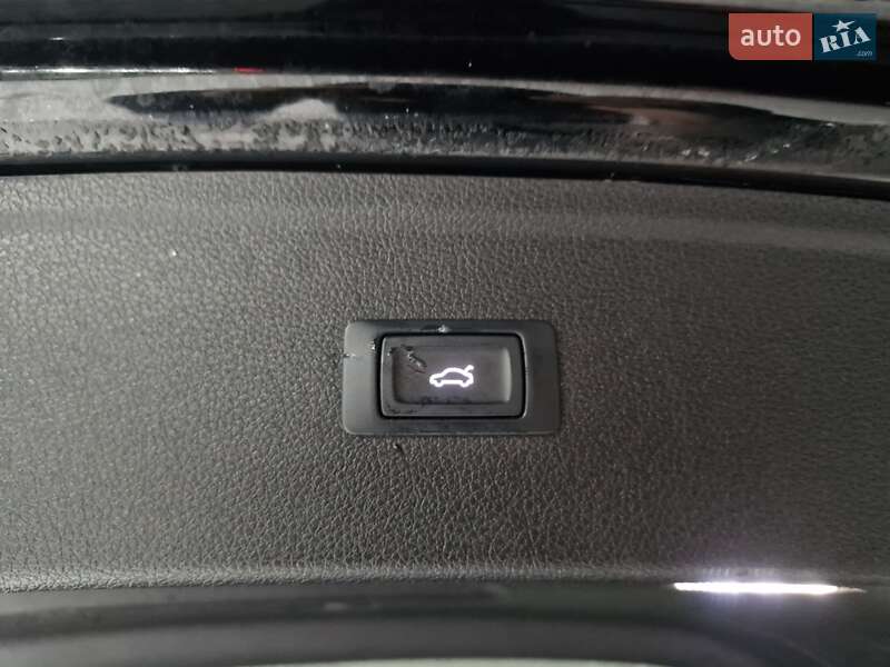 Внедорожник / Кроссовер Audi Q5 2018 в Днепре