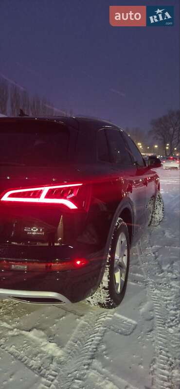 Внедорожник / Кроссовер Audi Q5 2018 в Днепре