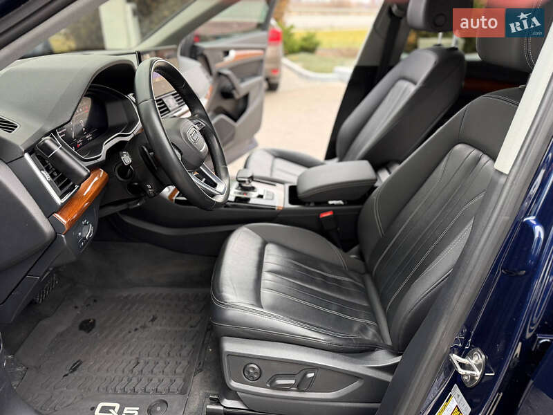 Внедорожник / Кроссовер Audi Q5 2020 в Днепре