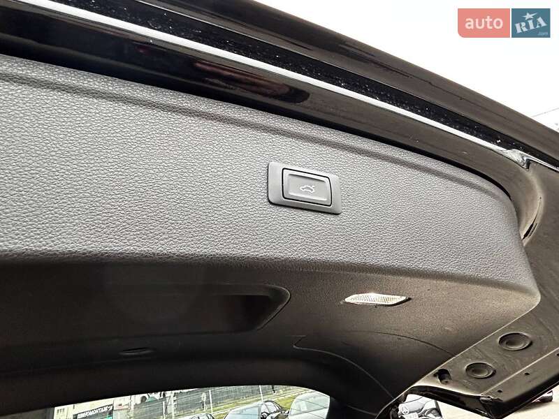 Внедорожник / Кроссовер Audi Q5 2019 в Киеве