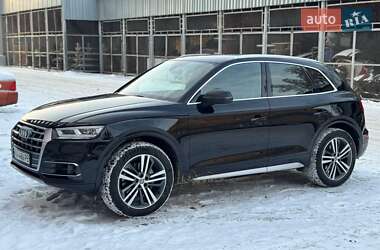 Внедорожник / Кроссовер Audi Q5 2020 в Киеве