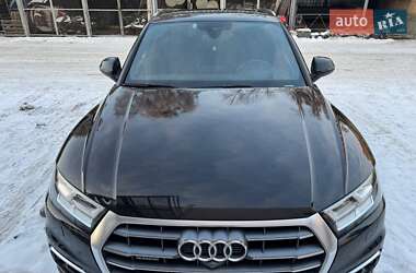 Внедорожник / Кроссовер Audi Q5 2020 в Киеве