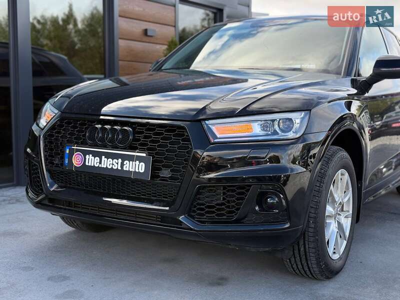 Внедорожник / Кроссовер Audi Q5 2017 в Ровно