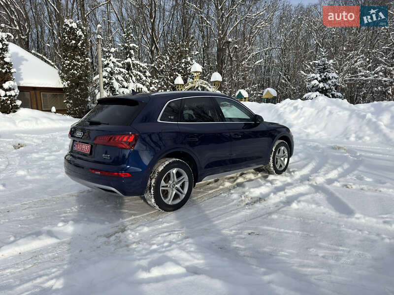 Внедорожник / Кроссовер Audi Q5 2018 в Тернополе
