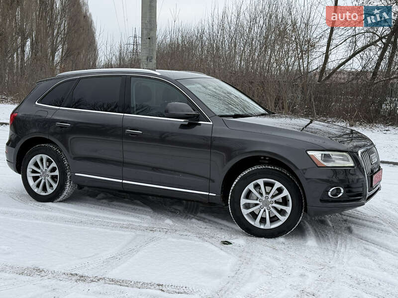 Внедорожник / Кроссовер Audi Q5 2015 в Полтаве