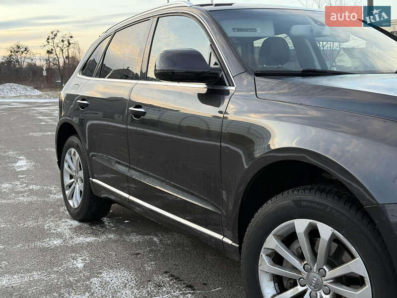 Внедорожник / Кроссовер Audi Q5 2015 в Полтаве