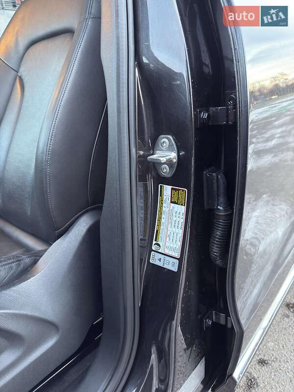 Внедорожник / Кроссовер Audi Q5 2015 в Полтаве