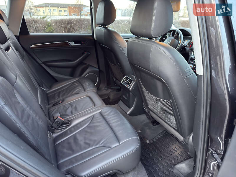 Внедорожник / Кроссовер Audi Q5 2015 в Полтаве