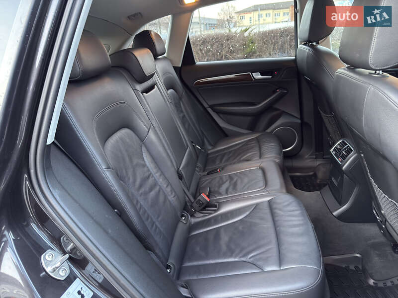 Внедорожник / Кроссовер Audi Q5 2015 в Полтаве