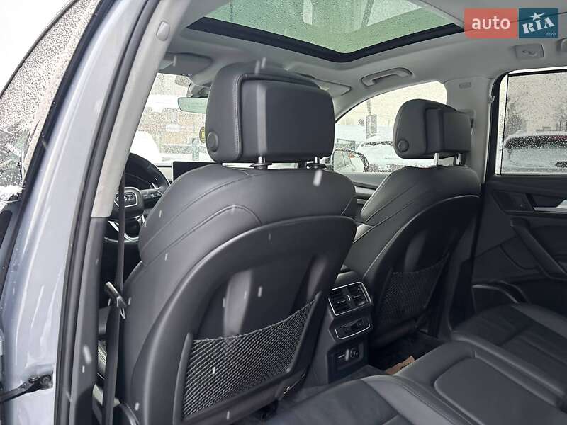 Внедорожник / Кроссовер Audi Q5 2018 в Стрые