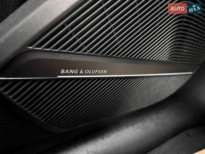 Внедорожник / Кроссовер Audi Q5 2018 в Стрые