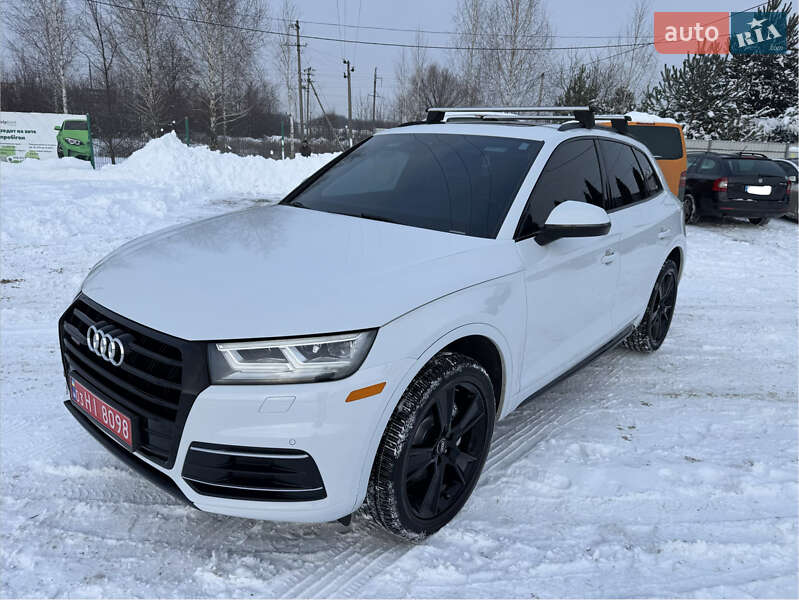 Внедорожник / Кроссовер Audi Q5 2019 в Луцке