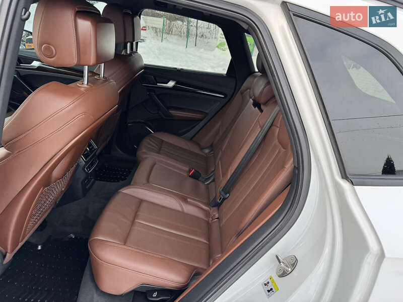 Внедорожник / Кроссовер Audi Q5 2019 в Луцке