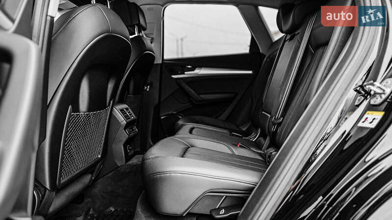 Внедорожник / Кроссовер Audi Q5 2020 в Ровно фото 49 Внедорожник / Кроссовер Audi Q5 2020 в Ровно