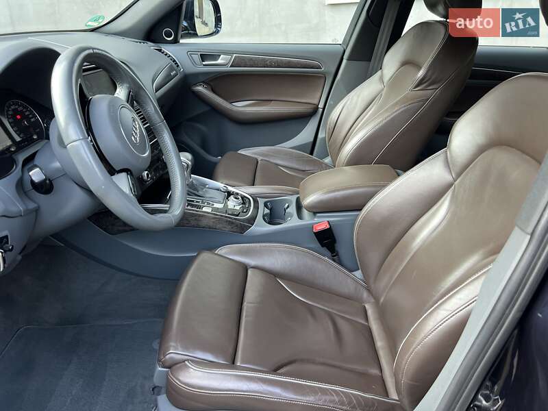 Внедорожник / Кроссовер Audi Q5 2015 в Хмельницком