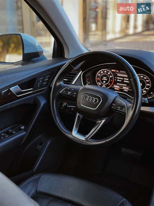 Внедорожник / Кроссовер Audi Q5 2018 в Николаеве