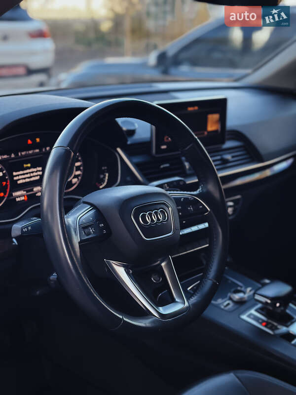 Внедорожник / Кроссовер Audi Q5 2018 в Николаеве