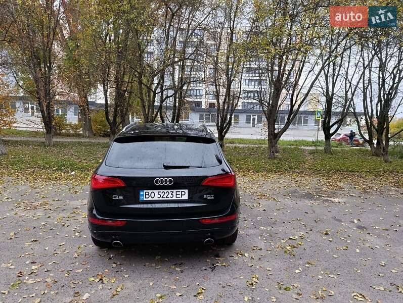 Внедорожник / Кроссовер Audi Q5 2013 в Тернополе