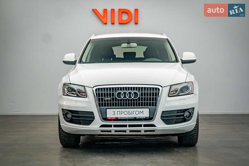 Внедорожник / Кроссовер Audi Q5 2011 в Киеве