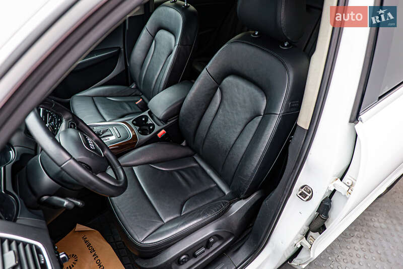 Внедорожник / Кроссовер Audi Q5 2011 в Киеве