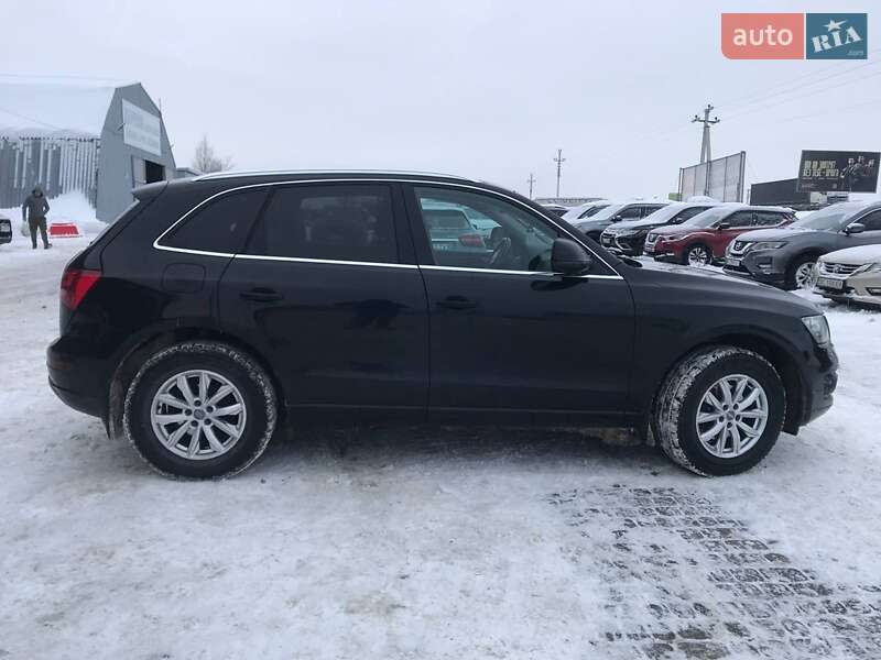 Внедорожник / Кроссовер Audi Q5 2010 в Львове