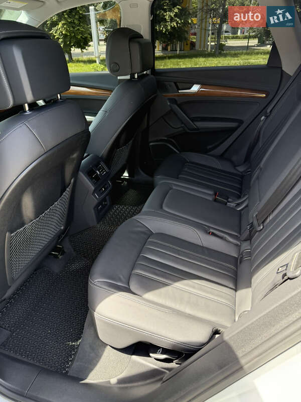 Внедорожник / Кроссовер Audi Q5 2023 в Броварах