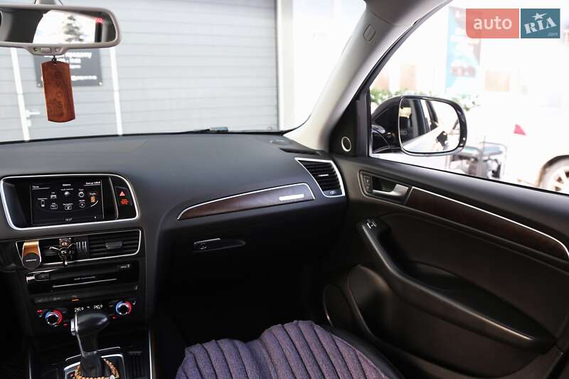 Внедорожник / Кроссовер Audi Q5 2015 в Киеве