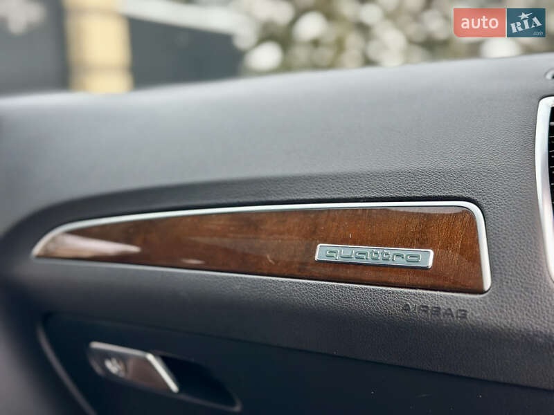 Внедорожник / Кроссовер Audi Q5 2015 в Киеве