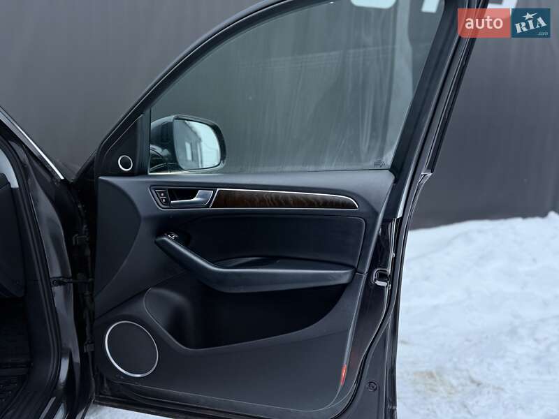 Внедорожник / Кроссовер Audi Q5 2016 в Львове