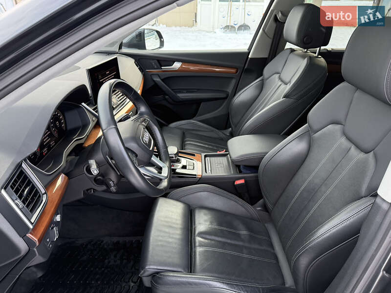 Внедорожник / Кроссовер Audi Q5 2021 в Луцке