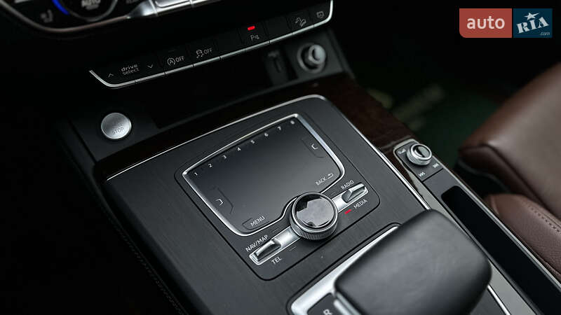 Внедорожник / Кроссовер Audi Q5 2019 в Киеве