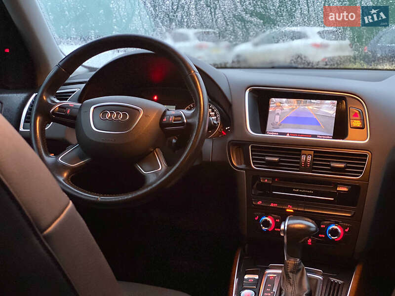 Внедорожник / Кроссовер Audi Q5 2014 в Киеве