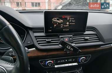 Позашляховик / Кросовер Audi Q5 2016 в Кам'янському