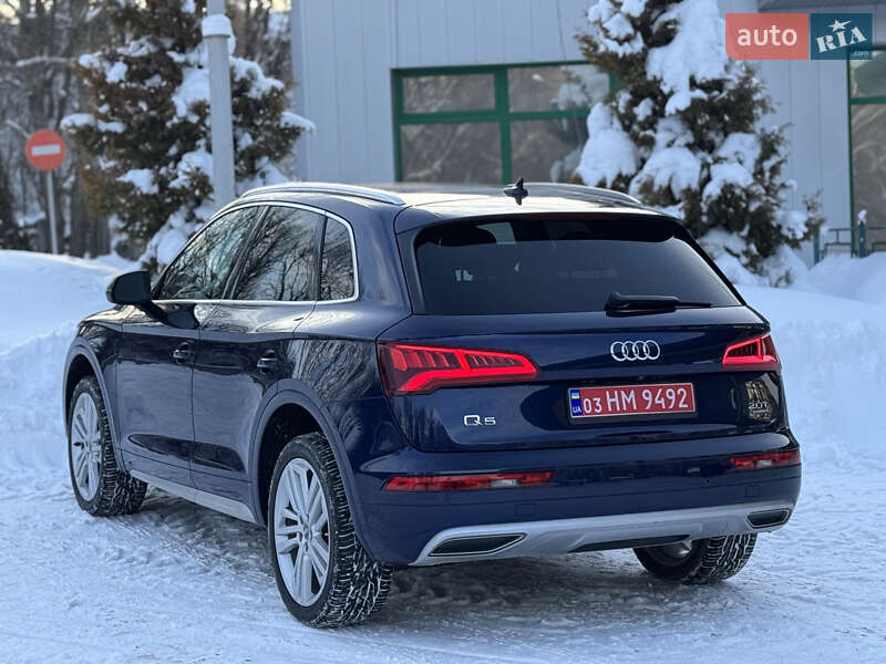 Внедорожник / Кроссовер Audi Q5 2018 в Тернополе