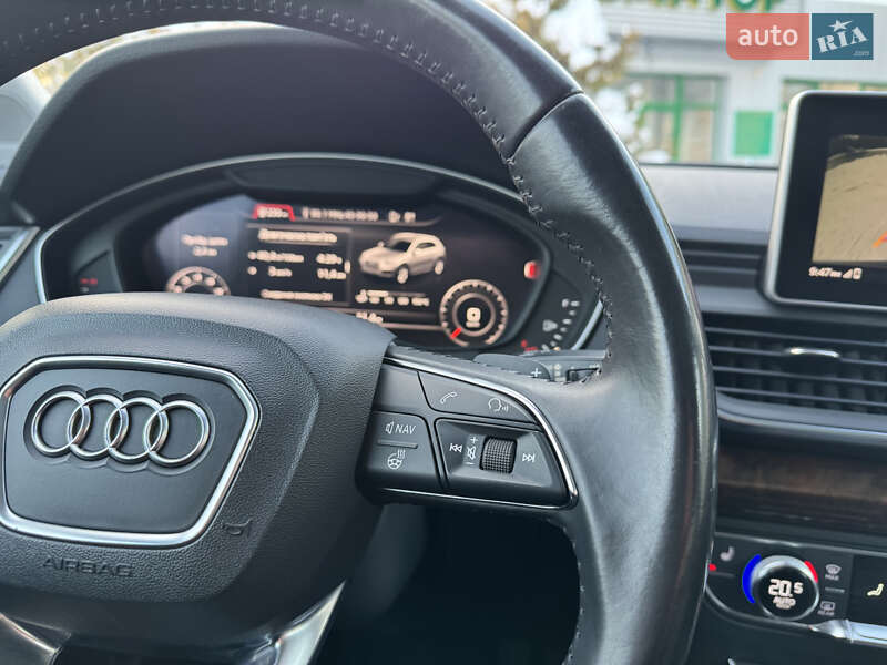 Внедорожник / Кроссовер Audi Q5 2018 в Тернополе