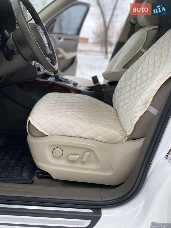 Внедорожник / Кроссовер Audi Q5 2011 в Полтаве