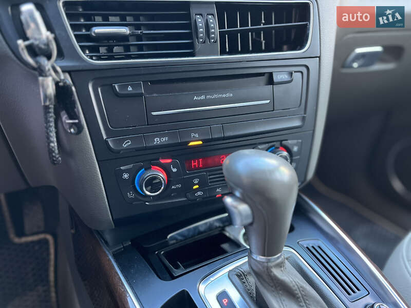 Внедорожник / Кроссовер Audi Q5 2012 в Белой Церкви