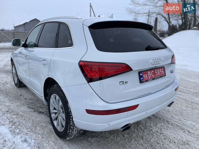 Внедорожник / Кроссовер Audi Q5 2015 в Луцке