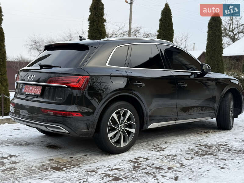 Внедорожник / Кроссовер Audi Q5 2020 в Ивано-Франковске