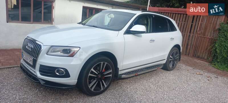 Позашляховик / Кросовер Audi Q5 2015 в Сокалі